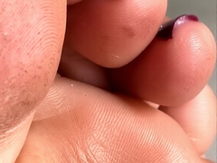 Solo masturbation and the foot fetish