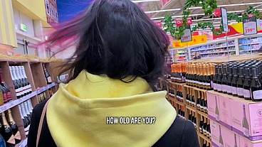 Real Risky Sex in Man's Toilet - Public Agent PickUp Student in Walmart to Quick Fuck / Kisscat