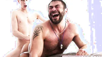 Muscled Draven Navarro Cries During Intense Bareback Anal Pounding