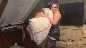 plan bisex homme : le stagiaire baise le cul de mon mari, je monte dessus dans des positions torrides