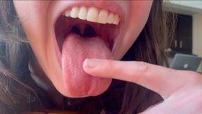 Worship My Tongue and Cum, Tiny