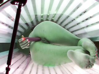 Solo In Solarium