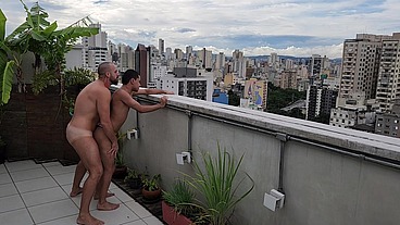 Fudendo o twink safado sem dó
