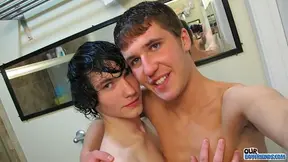 Twink love in the shower with Kain Lanning, Josh Bensan