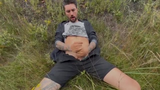 A walk through the forest ended with heavy rainfall on me🙌💦