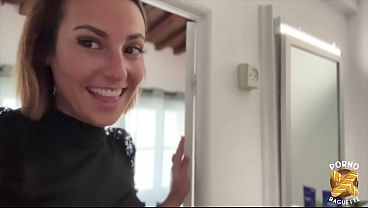 Pam, coquine exploratrice et chercheuse de nouveaux plaisirs...