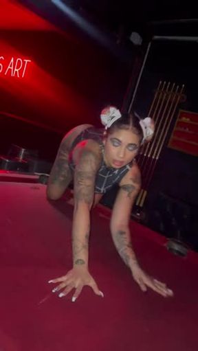 masturbandome en el billar