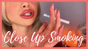 1080MOV Close Up Smoking