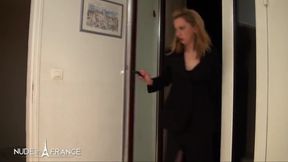 Louise, mature nympho, gets sodomized by a brown dick