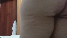 Brincando com plug anal