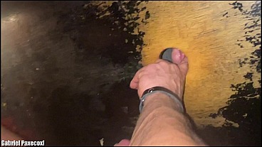 Encontrei o gostoso RICO MARLON caçando no Glory Hole