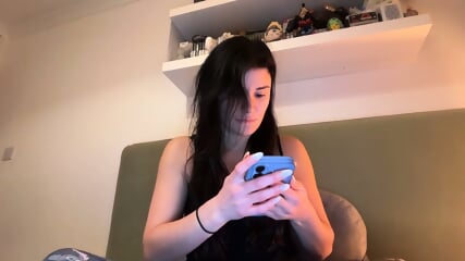 Getting head from a girl whos actually a ghost possessing a medical training torso