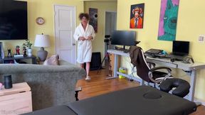 Stepmom's Unexpected Adventure: A Surprising Anal Experience with a Hot Milf