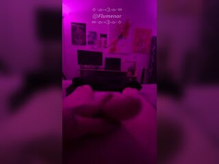 SEXY TRANS CUTIE LARGE COCK MASTURBATION