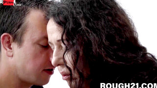 Lila Tuft's mature pussy pounding with a juicy cum taste