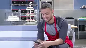 Cake Shop With Beaux Banks And Devin Trez