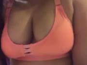 MEXICANA TETONA TOCANDOSE