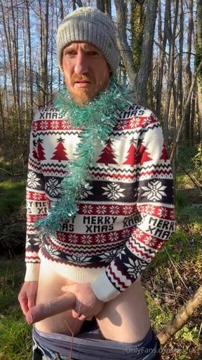 Outdoor woodland wanking - come and catch me outside