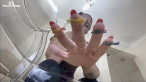 Little ones under control: The giantess plays as she pleases! - Angel -