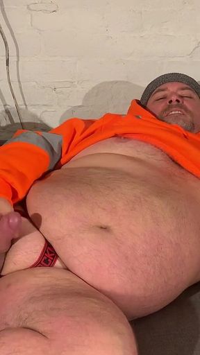 Hi Viz Chubby Bear Fucks Himself and Wanks off
