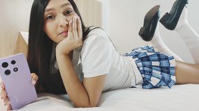 Student Stepdaughter Is Invited to a Hotel Room by Her Horny Stepfather to Give Her a Fuck