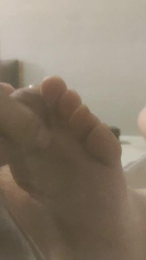 Friend Allowed Me to Fuck Her Feet While She's Playing