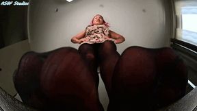 Feisty Asian pantyhose crush - MP4