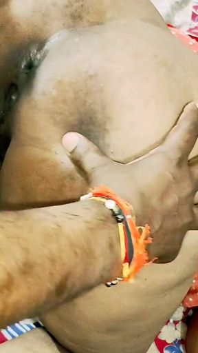 Stunning moment from &quot;Desi bhabhi fuking neighbour&quot;