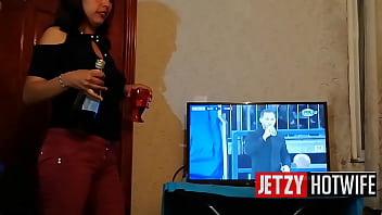 Hotwife Mexicana blows husband while he watches soccer