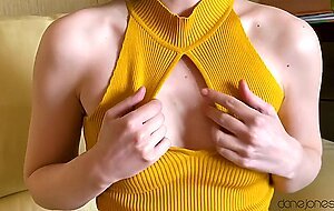 Sienna kim, pretty chick masturbates alone