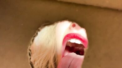 VORE - I swallow my candy while imagining it's YOU - gentle giantess - ASMR / 5 min!/