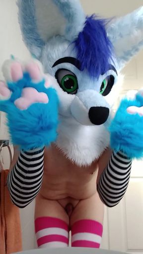 Furry femboy does a quick pee video UwU