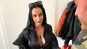 ”Sydney Dark: Inked Bitch Doesn't Want to Date She Wants To Fuck”