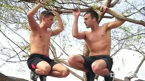 Hard Wood With Tyler Hill And Oliver Hudson