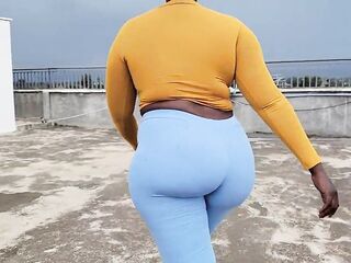 Apple Bottom 52 Wishes to Bust a Stud's Balls as This babe Rides So Hard