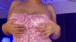 My dress looks cute? 💗 | Latina, 18+ , brunette, bigboobs