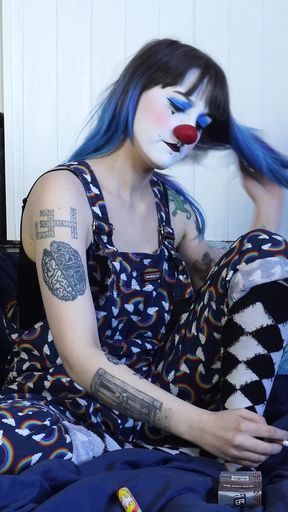 Hairy Clown Smokes