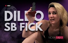 Geil geworden von harten BBCs am Strand und SB mit Dildo