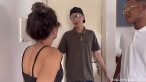 tirei a virgindade desse preto gostoso, e o helyo karvalho que arregacou minha bucetinha.
