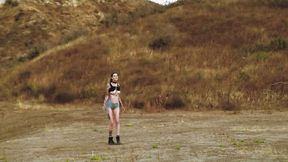 ”Hobbled Amazon walk in banged-up bondage predicament”