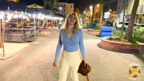 Pretty lesbian lovers share pussy toys