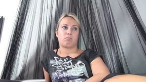 She can&#039;t resist the temptation and shoves the sex toy into