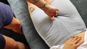 Madrastra e hijastro follan todo el d&iacute_a mientras el padrastro trabaja y no sabe lo que sucede en casa