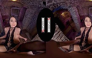 Petite Queen Of Anal SELENE GALLIO Needs King's Big Dick