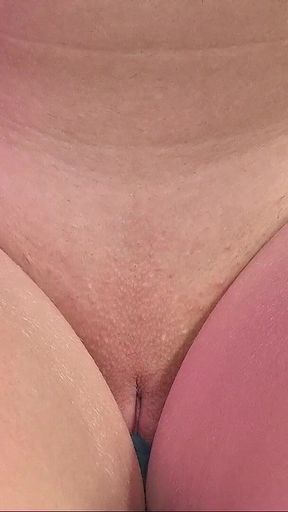 Naughty Blonde Cums with Vibrator in Pussy