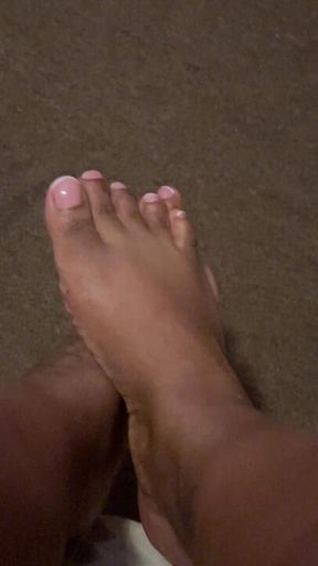 PrettyToesTuesday