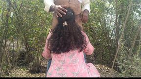 Outdoor unexpected hot romance with fuck