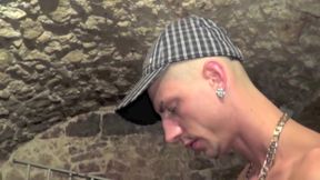 Tim Cosla fucked by Arab in the discreet basement