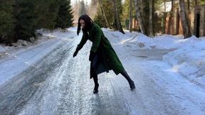 High Heels Boots on ice, black ice walking, high heels on black ice, high heels boots on ice, high heels boots on wet ice, slippery boots, boots fetish