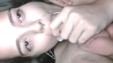 Chupando o pau do White Wolf com vontade antes de descansar